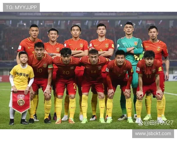 中国男足奋力拼搏逆转取胜再燃晋级希望全国球迷激情欢呼共庆胜利