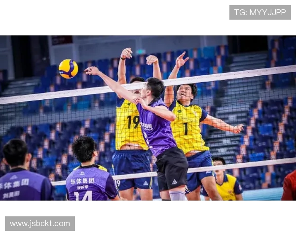 中国网球新星闪耀国际赛场掀起青春风暴引领新时代竞技潮流