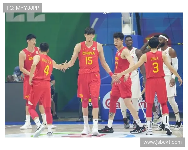 中国男篮力克强敌晋级世界杯八强 关键时刻展现团队实力