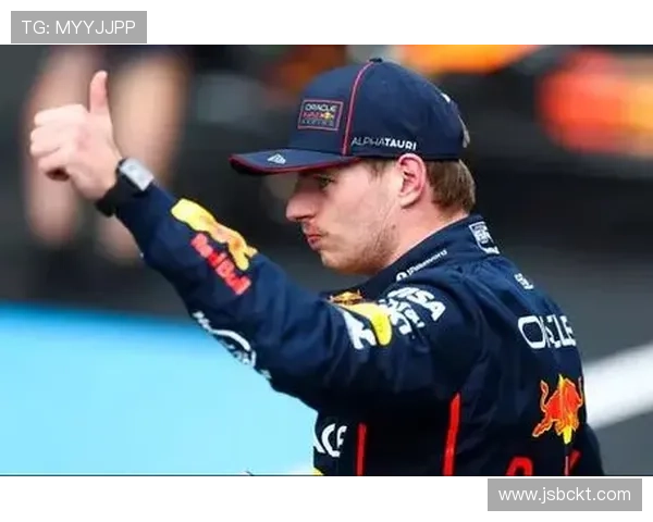 维斯塔潘再度称雄赛季积分领先梅赛德斯升级方案引发热议