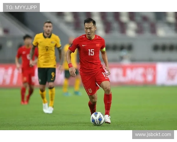 中国男足全新阵容亮相 备战亚洲杯目标明确 战术调整引发关注