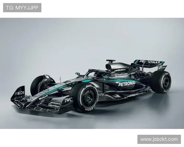 F1赛季激烈角逐 新车发布与车手转会成焦点