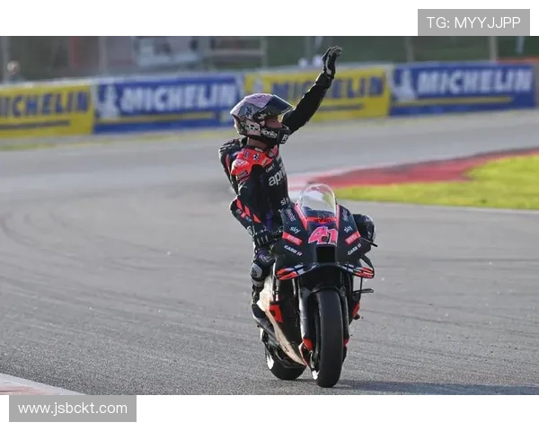 杜卡迪车队强势包揽领奖台马丁与巴尼亚亚冠军争夺再掀高潮