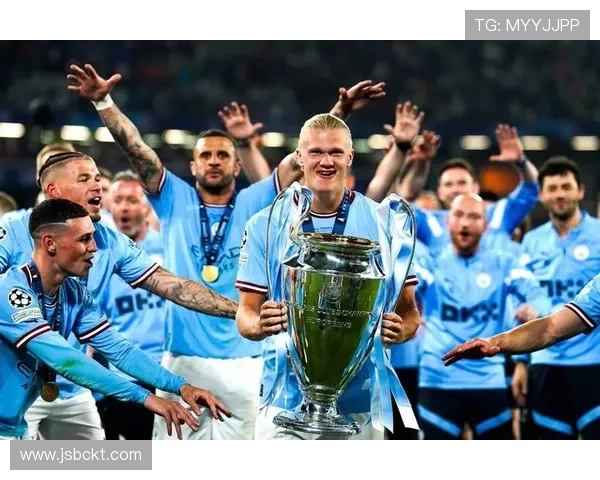 梅西复出助力巴黎大胜，哈兰德双响曼城力克切尔西